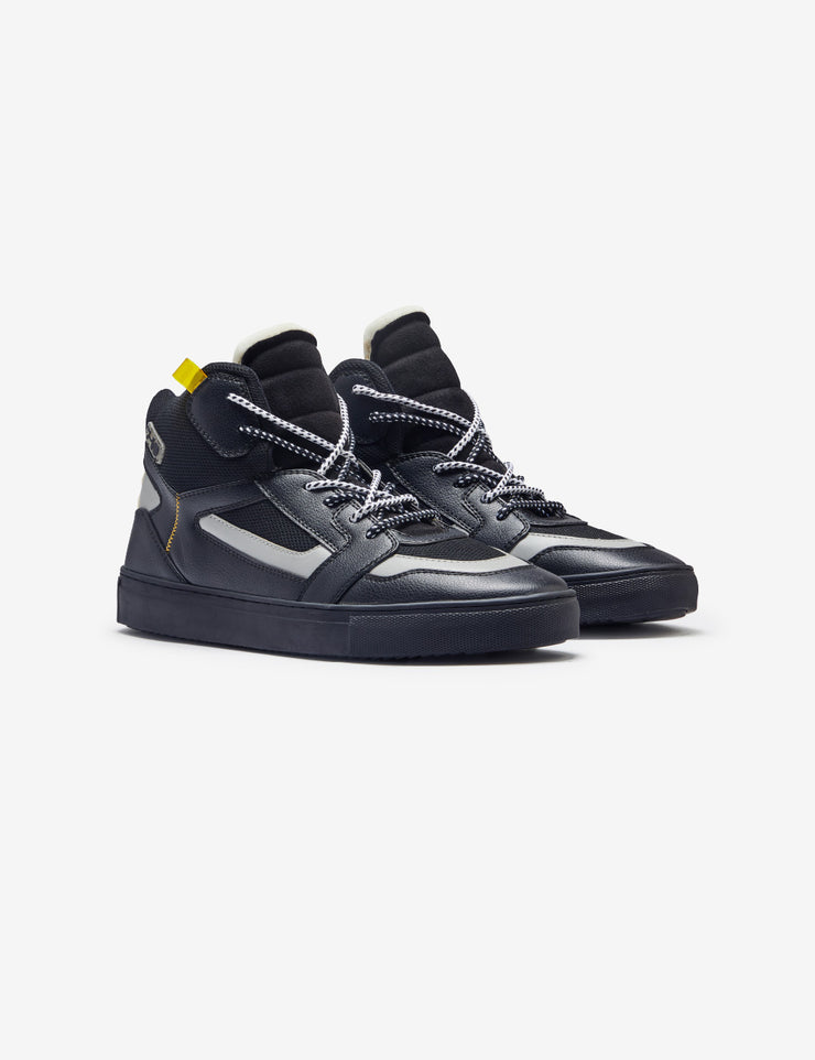 609 black double laced mid-top sneaker