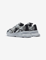 732 grey over-panelled chunky sneaker