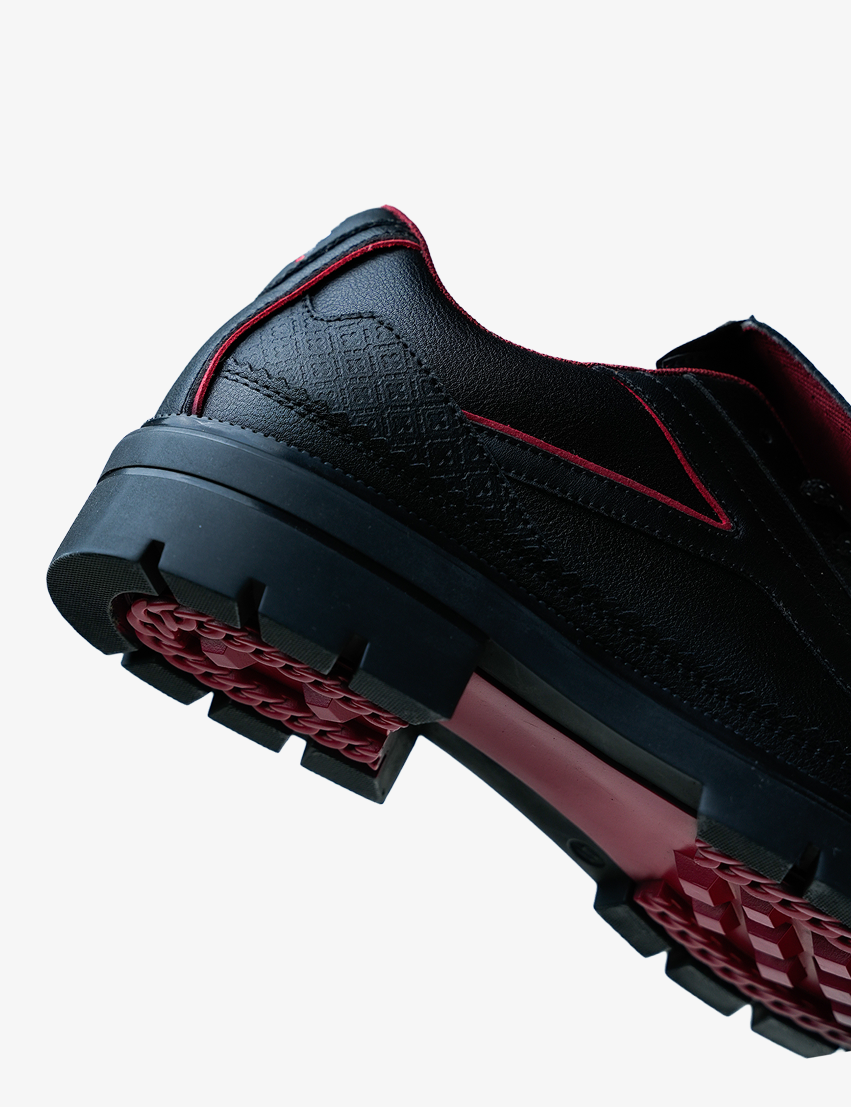 Taash Formal Sneakers