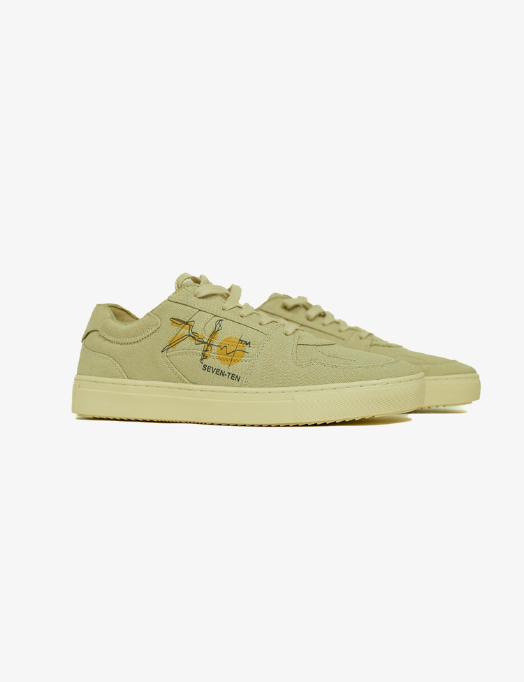 305 Bamboo beige doodle print canvas low-top sneaker - 7-10.in