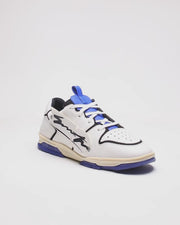 704 white blue applique low-top sneaker